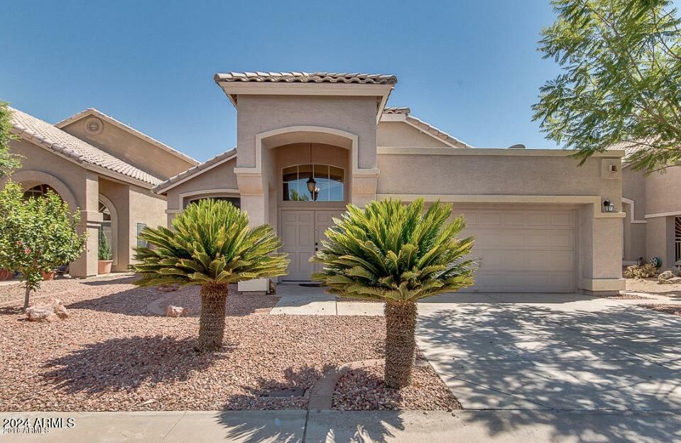 Property Photo:  237 W Bolero Drive  AZ 85284 