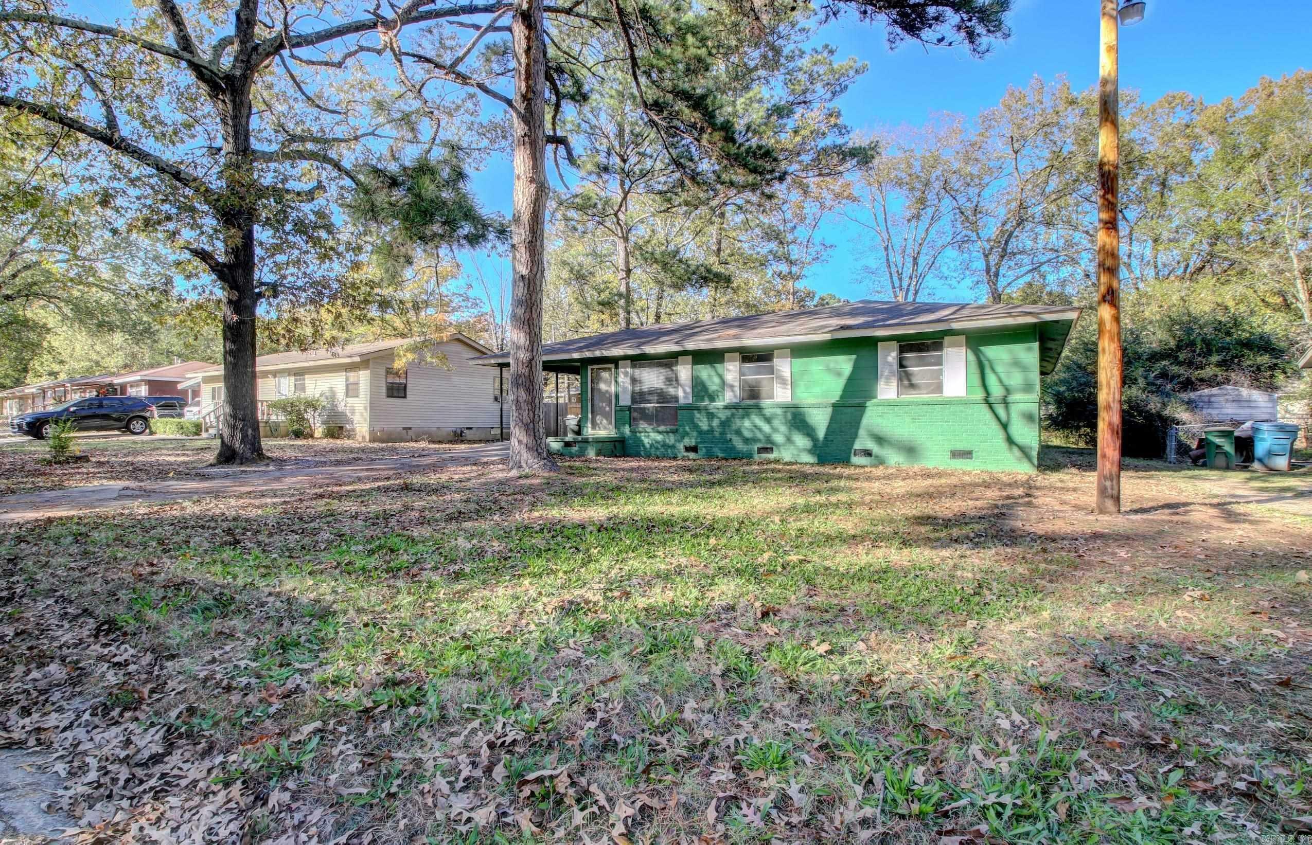 Property Photo:  30 Winchester Drive  AR 72209 