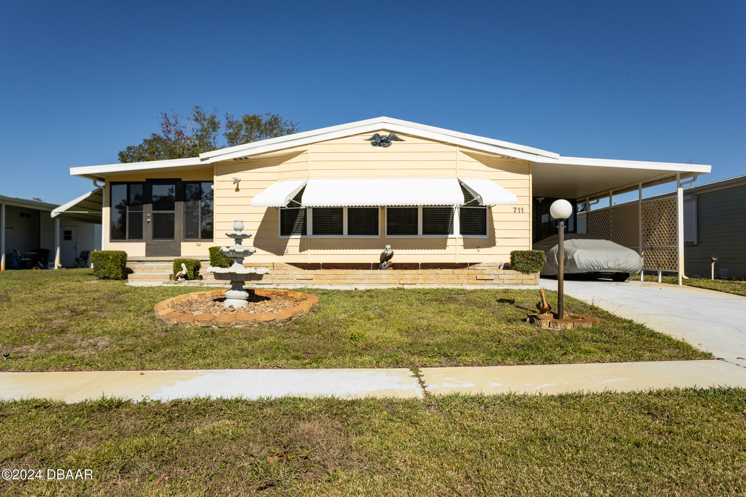 Property Photo:  711 Gilpin Way  FL 32129 