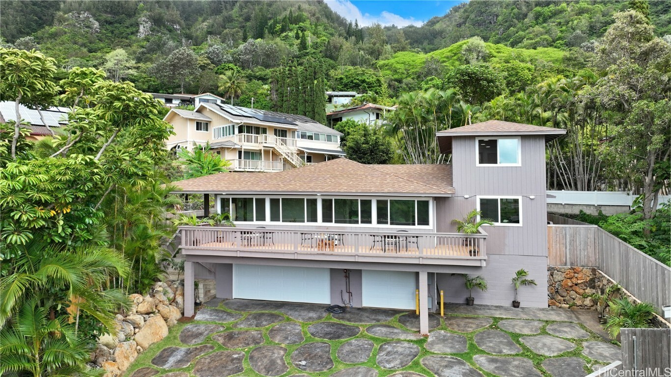 947 Uwao Street C  Honolulu HI 96825 photo