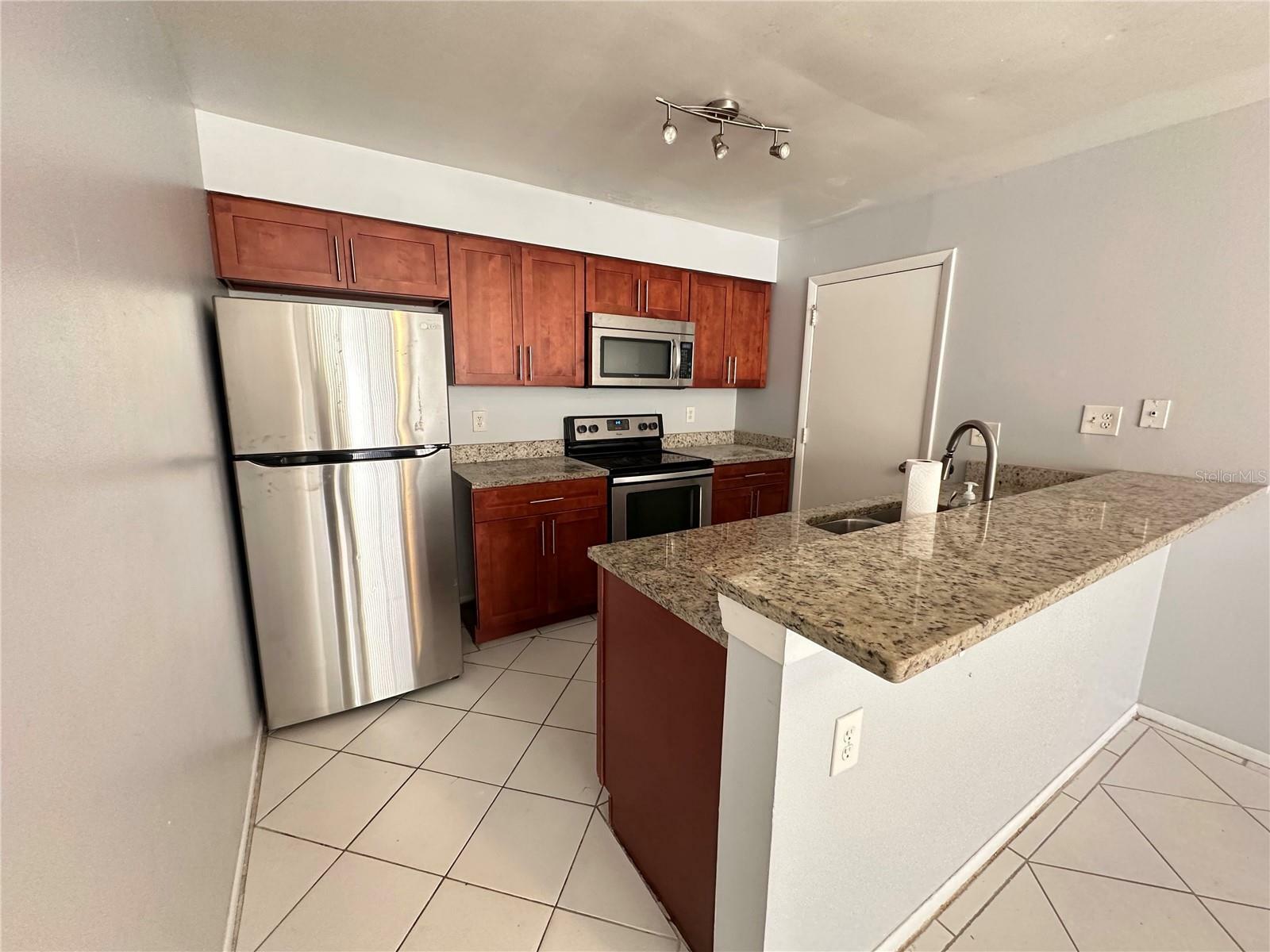 Property Photo:  10626 Deergrass Lane  FL 32821 