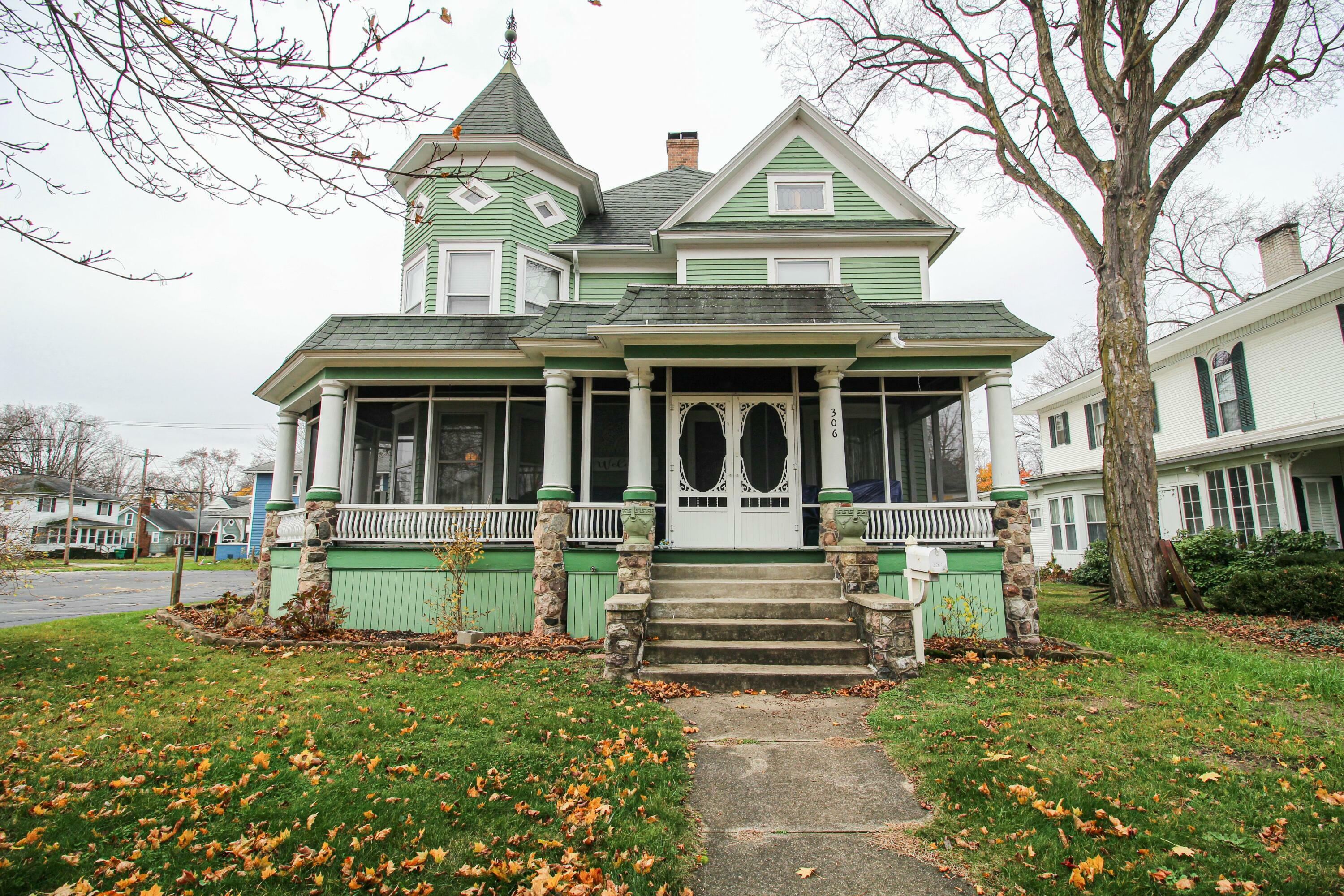 Property Photo:  306 N Main Street  MI 49093 