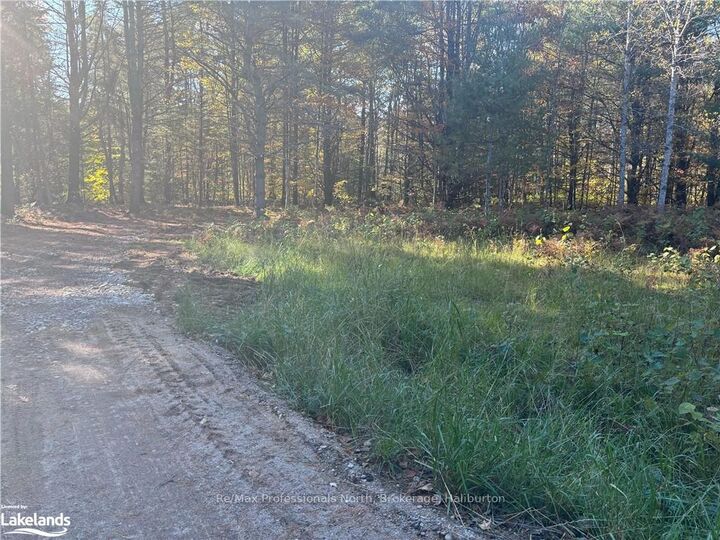 Property Photo: 1081 Hawk Valley Road ON K0M 1J2