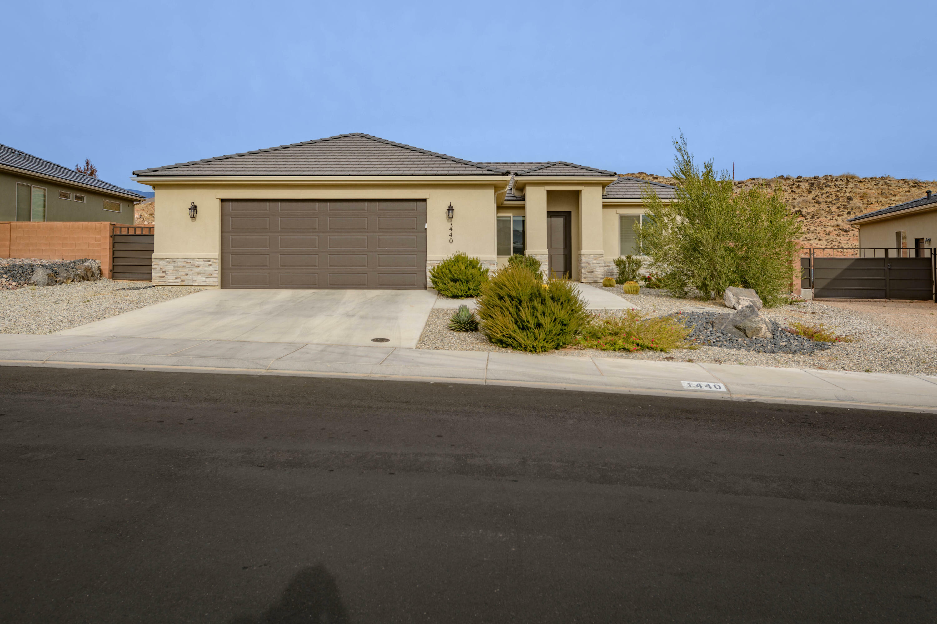 Property Photo:  1440 W 460 N  UT 84737 