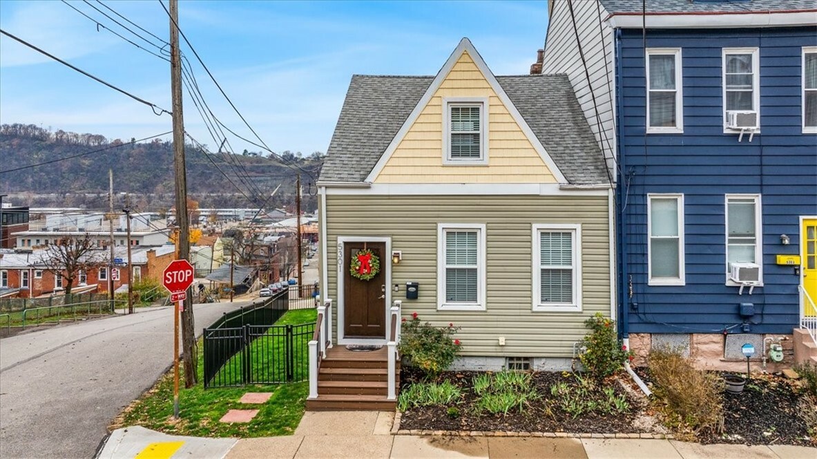 Property Photo:  5301 Duncan St  PA 15201 