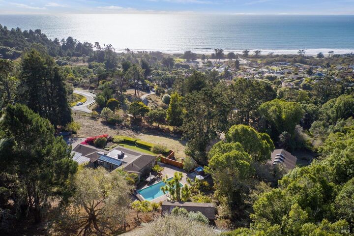 Property Photo:  7500 Panoramic Highway  CA 94970 
