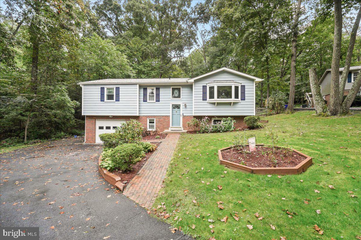 2332 Oak Drive  Ijamsville MD 21754 photo