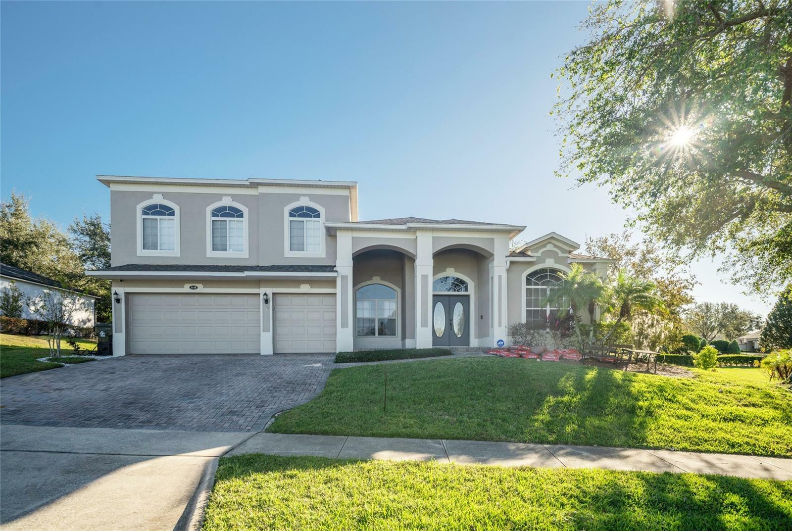Property Photo: 1148 Calloway Cir FL 34711
