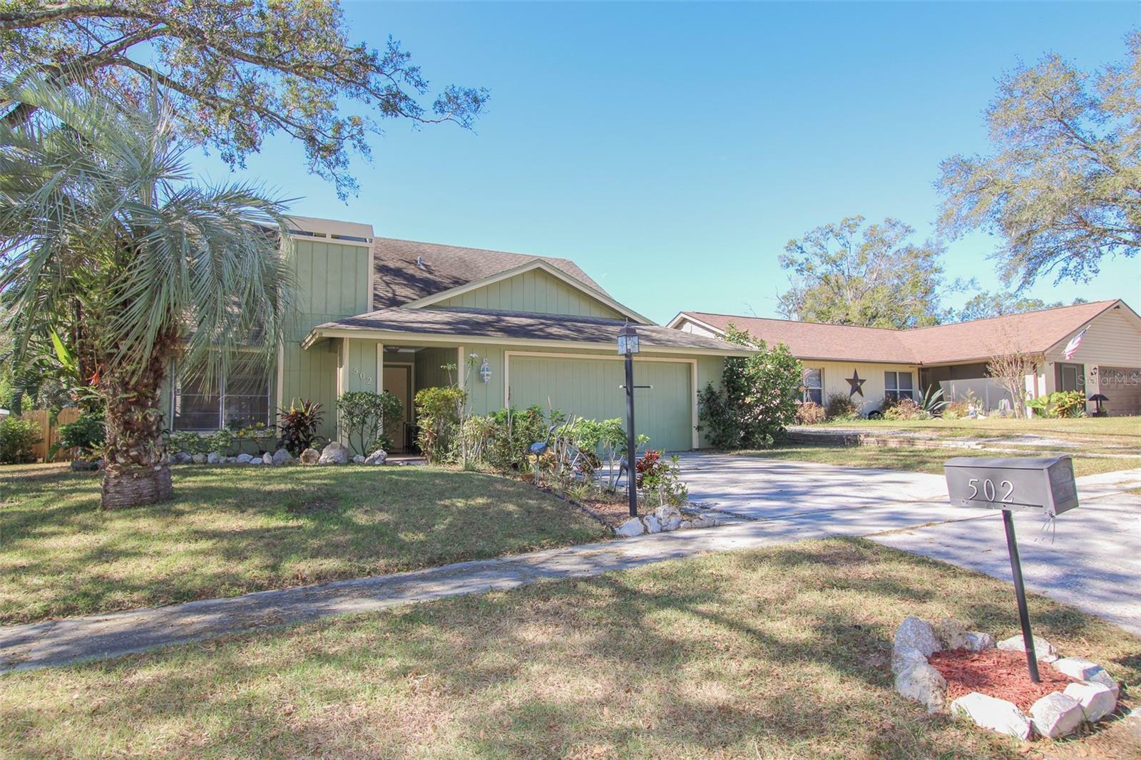 Property Photo:  502 Hilldale Road  FL 33510 