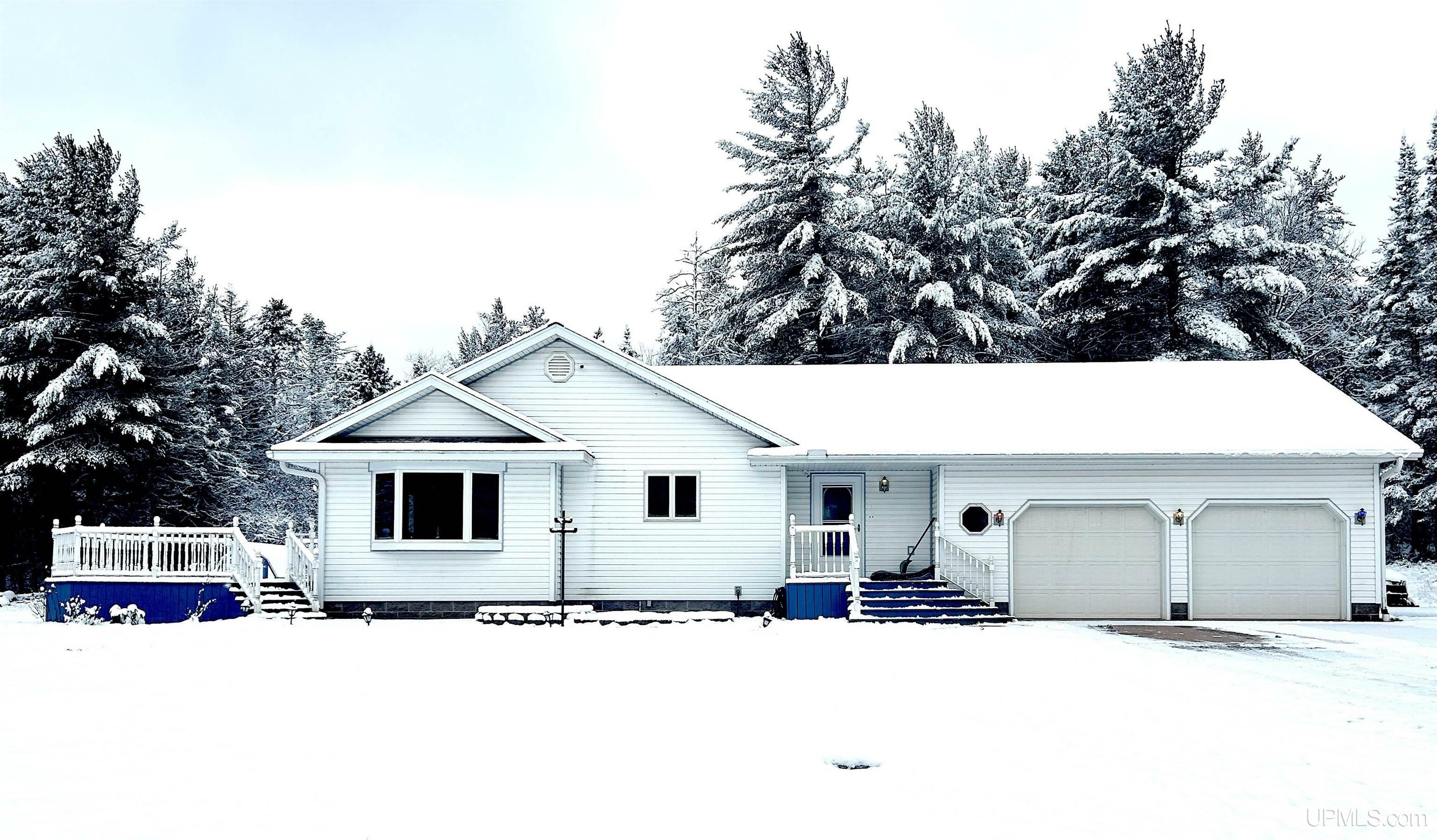 1025 River Ridge Drive  Ishpeming MI 49849-2515 photo