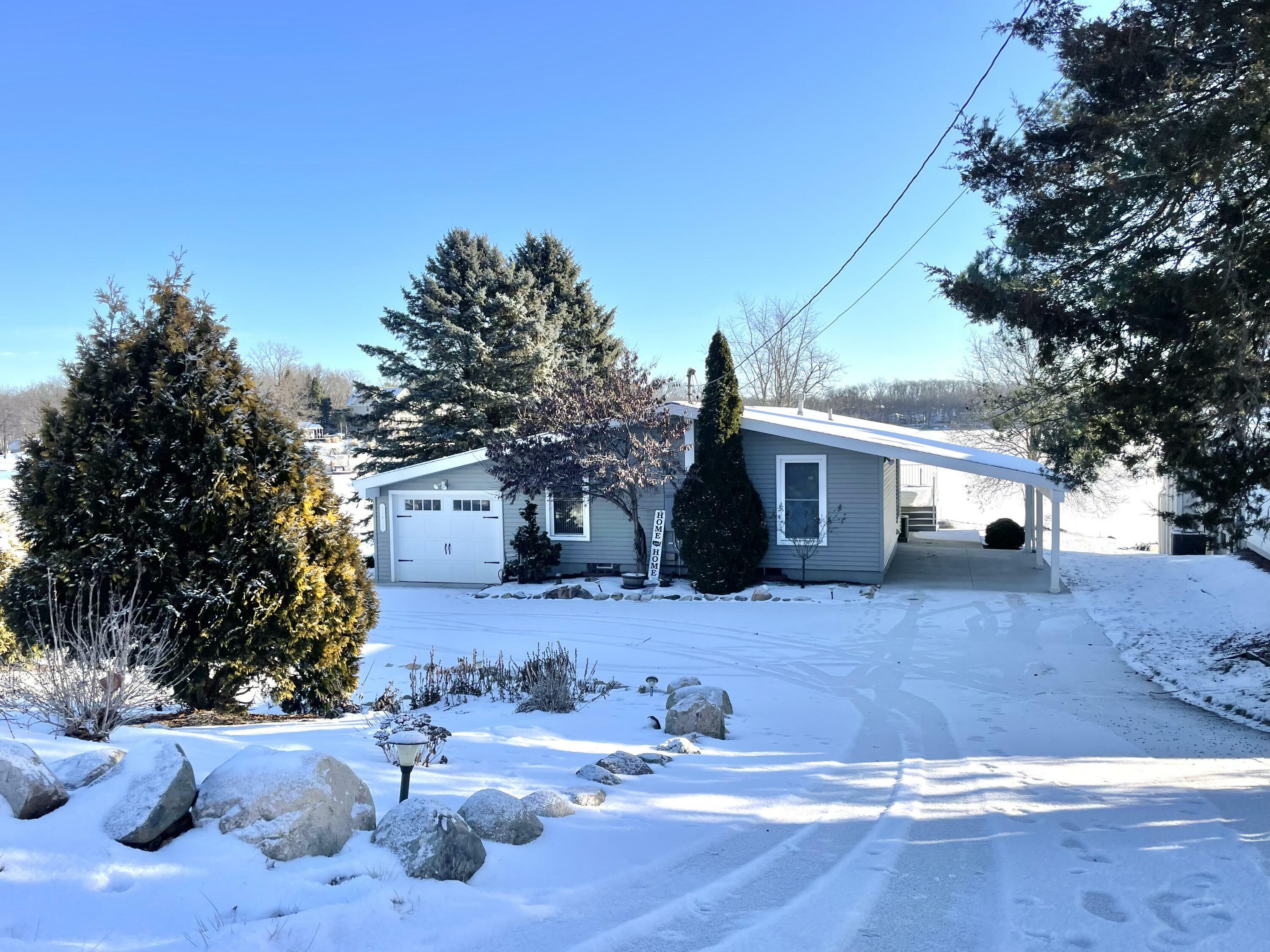 Property Photo:  11767 Greenbriar Drive  MI 49249 