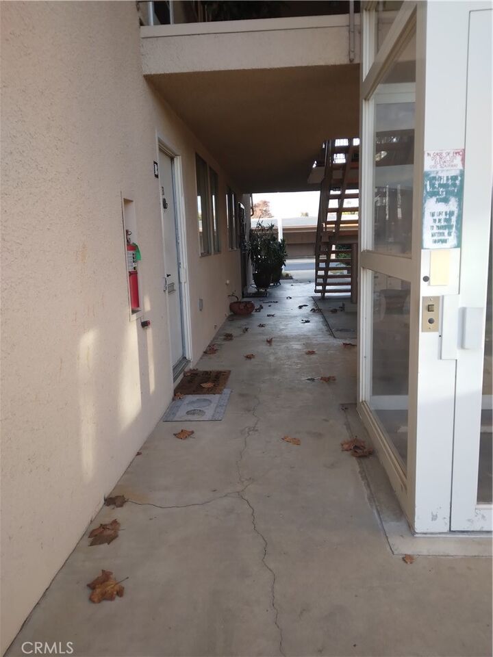 Property Photo:  1920 McKinney Way 17B M15  CA 90740 