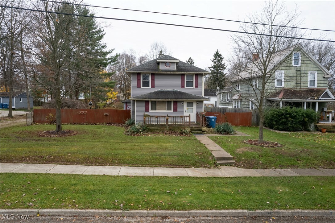 Property Photo:  140 E Oak Street  OH 44240 