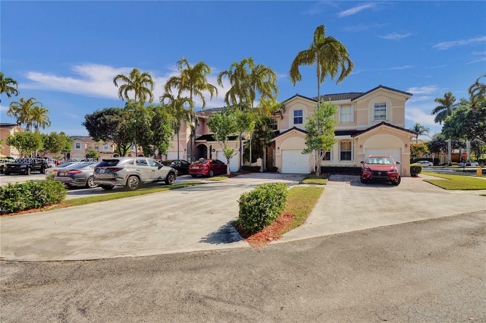 12564 SW 121st Way  Miami FL 33186 photo