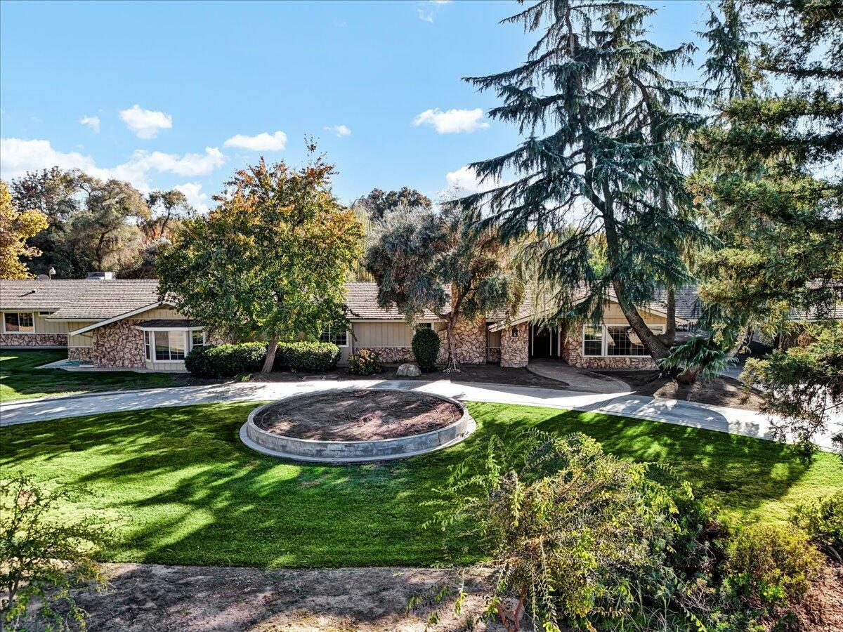 27448 Road 140 Spc. D  Visalia CA 93292 photo