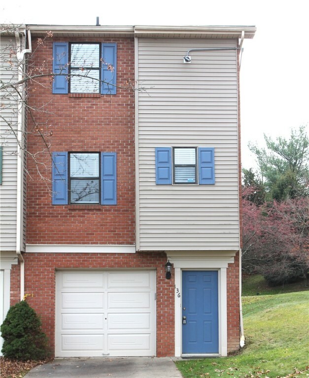 Property Photo:  136 Woodhaven Dr  PA 16046 