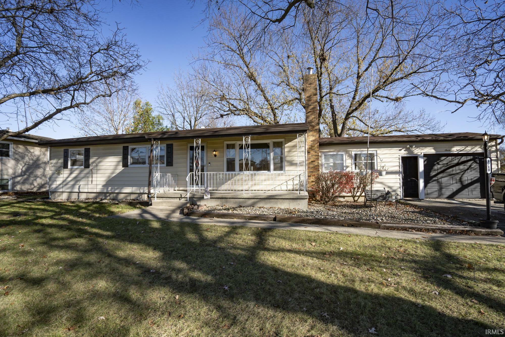 Property Photo:  1718 Reed Road  IN 46815-7306 