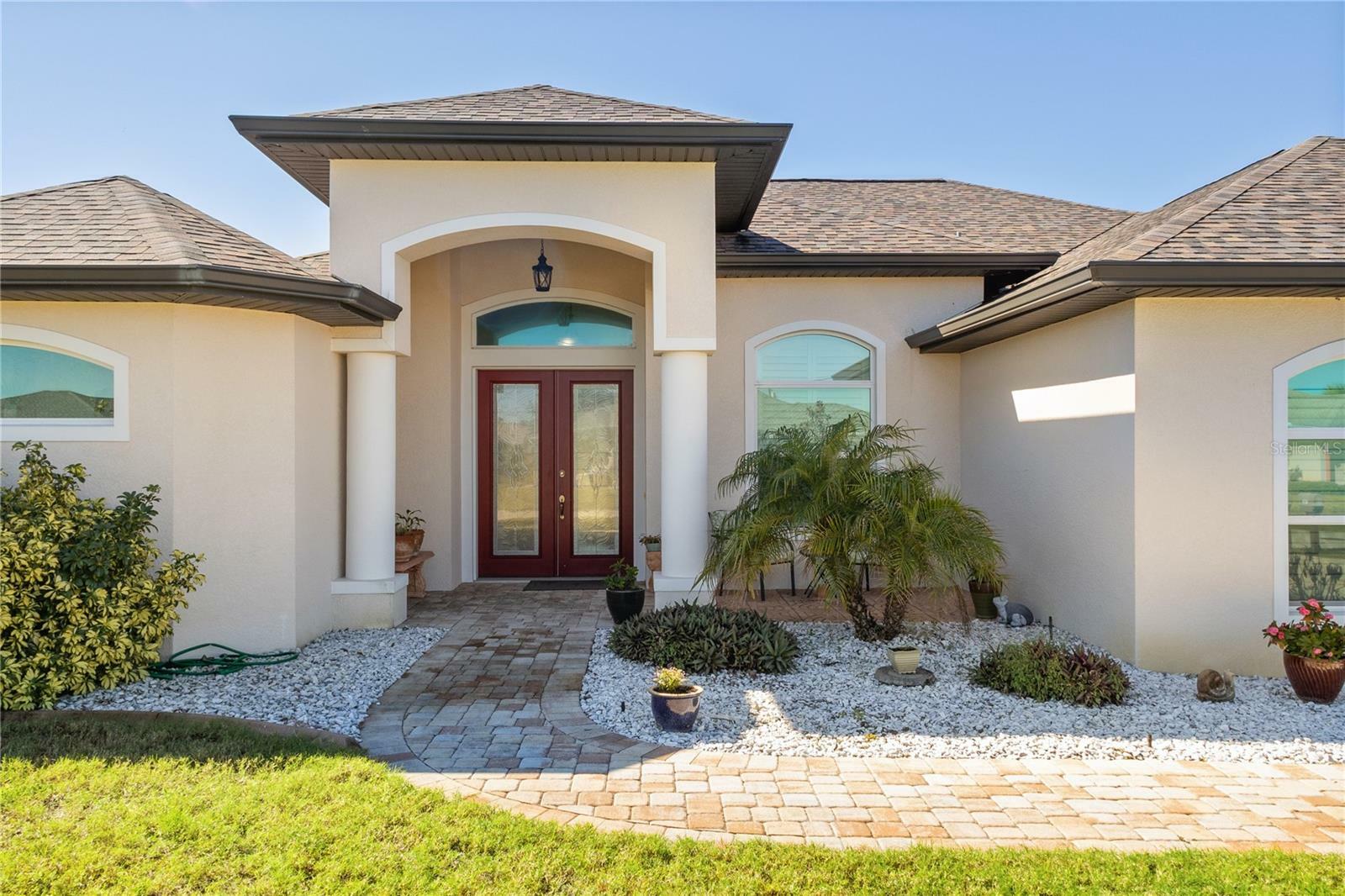 Property Photo: 100 Pine Valley Lane FL 33947