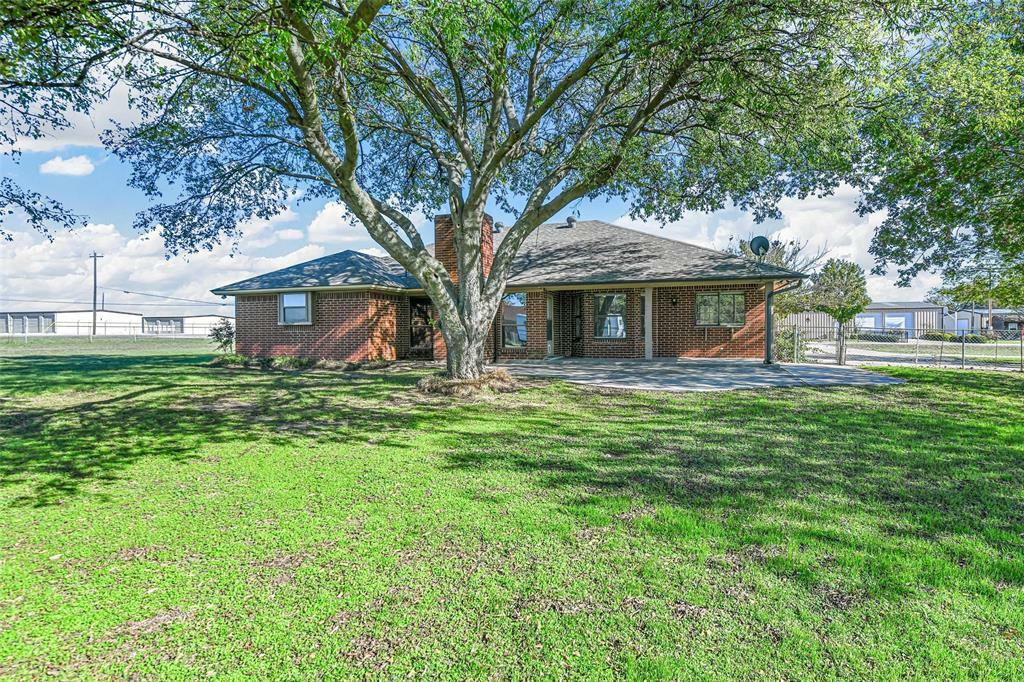 Property Photo:  126 Mockingbird Lane  TX 76234 