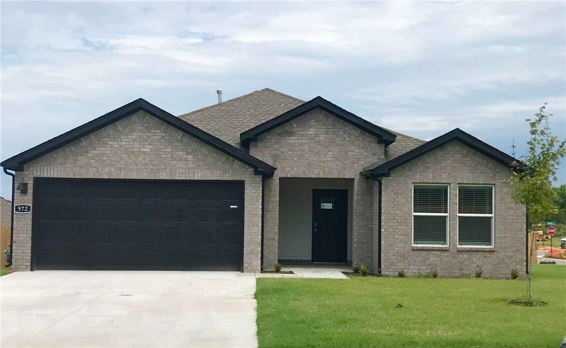 Property Photo:  707 Picard Avenue  AR 72745 