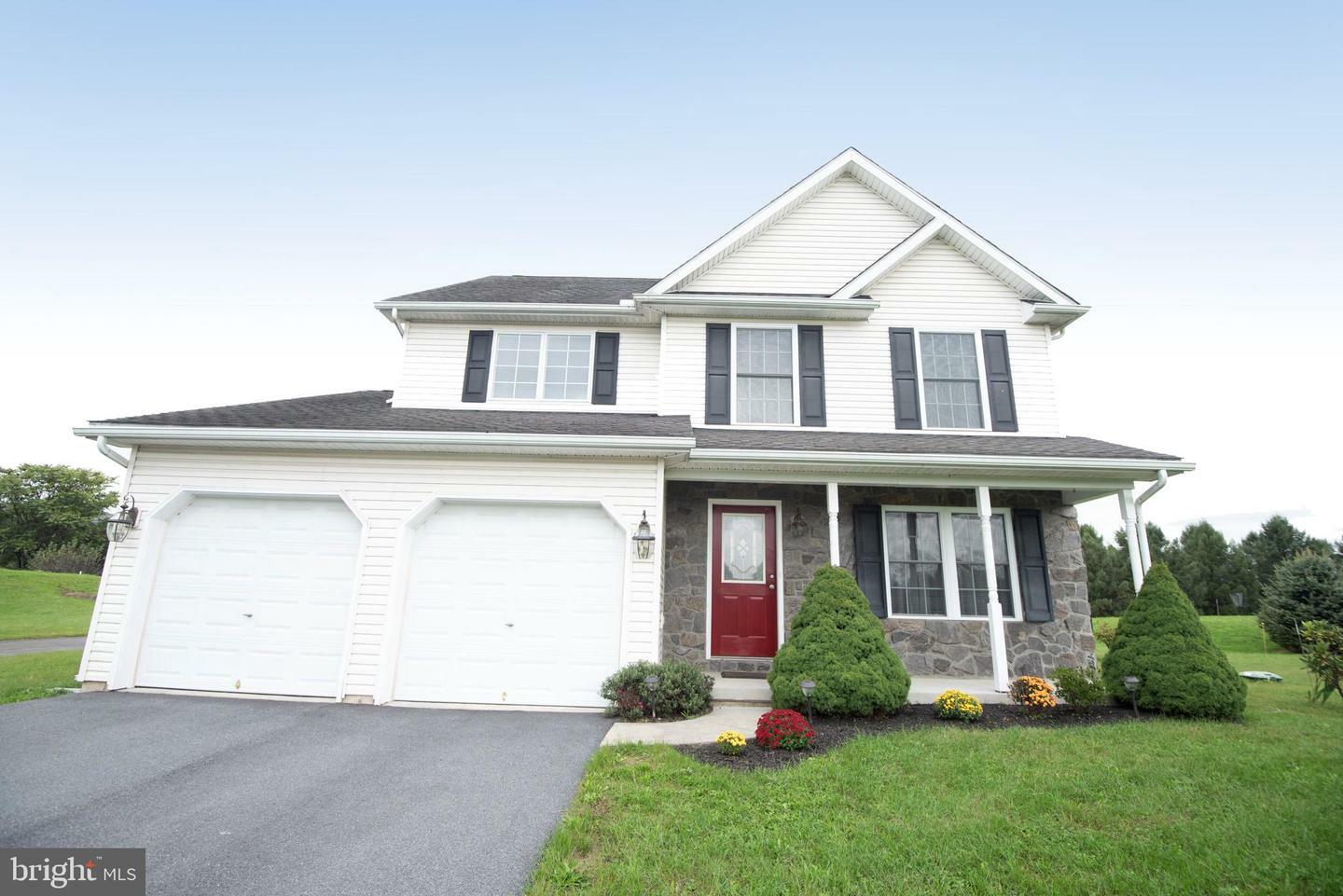 Property Photo:  501 Steven Drive  PA 19534 