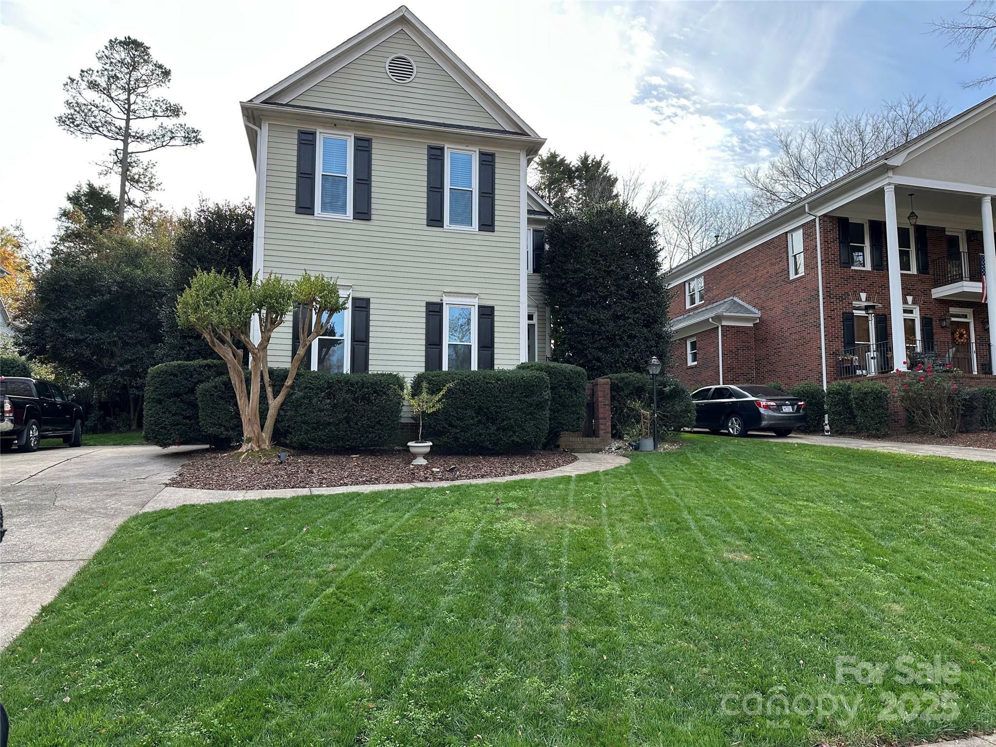 215 Hobbs Street  Davidson NC 28036 photo