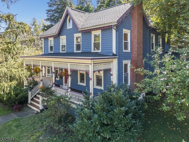 Property Photo:  24 Kingwood Ave  NJ 08825 