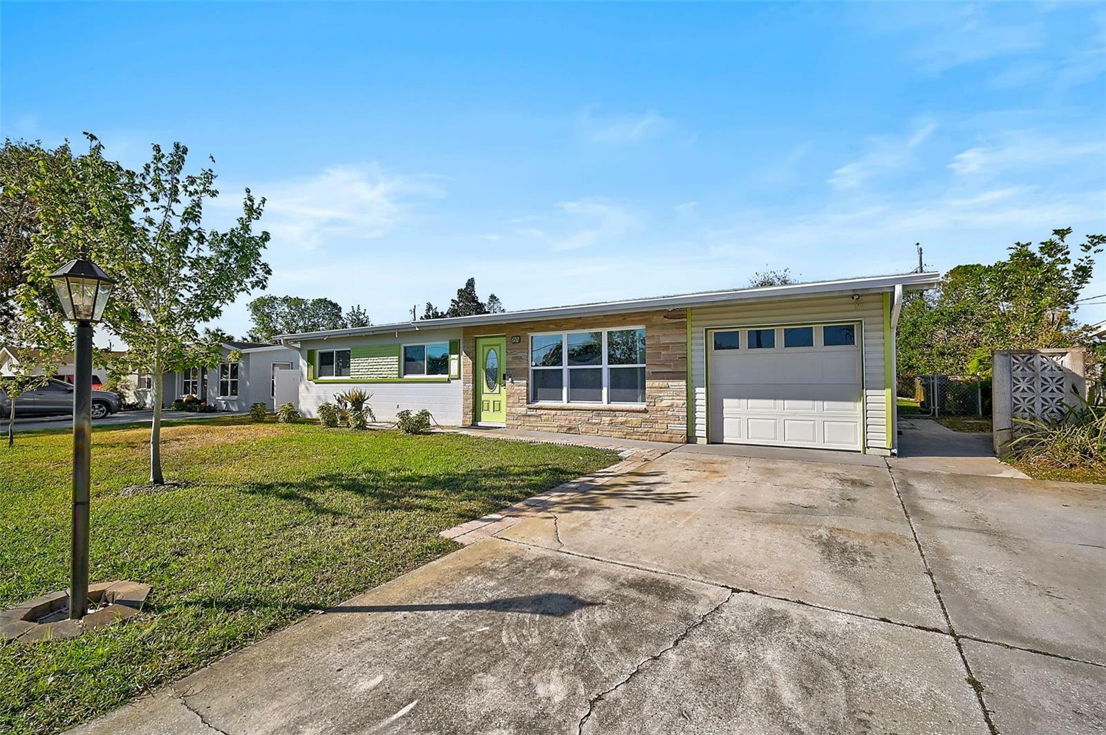 Property Photo:  6712 Georgia Avenue  FL 34207 