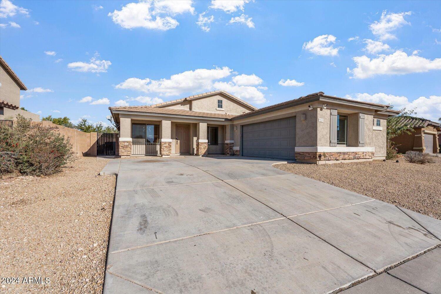 Property Photo: 5426 W Ian Drive AZ 85339