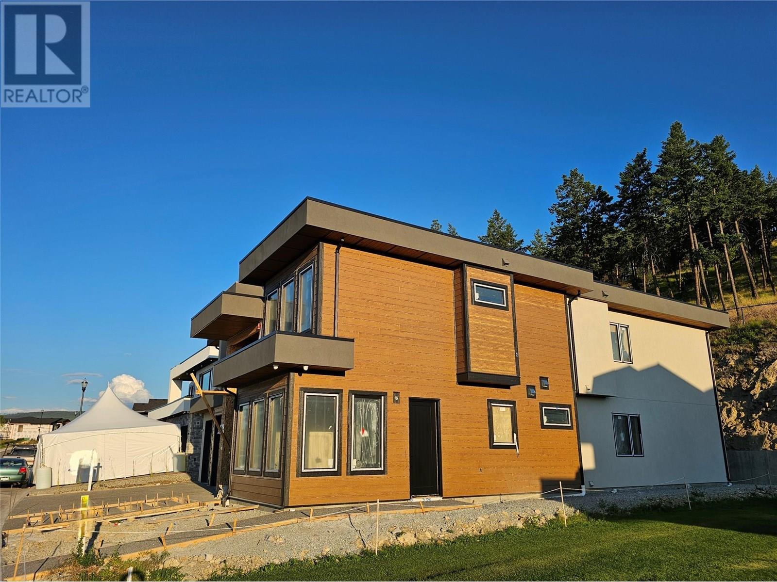 Property Photo: 2095 Cortina Drive BC V1P 1V1