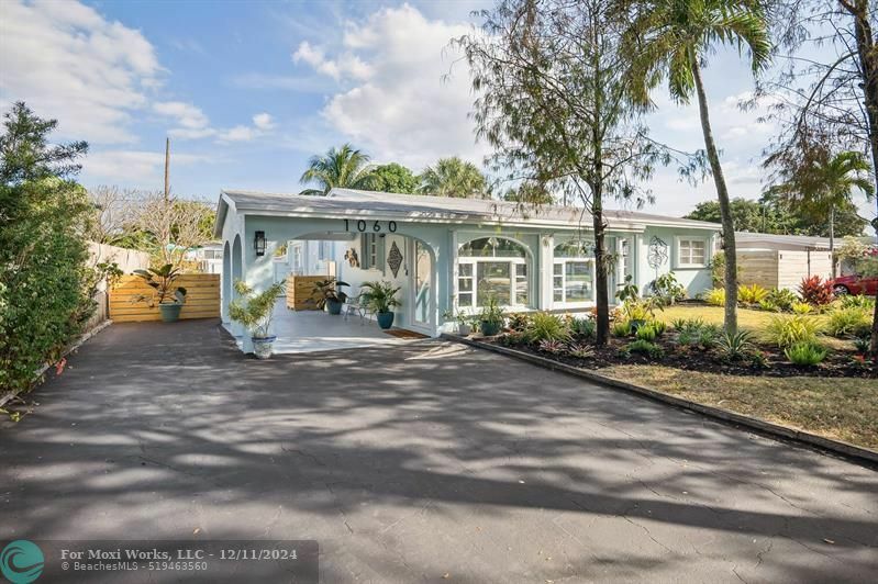 Property Photo:  1060 SW 50th Ave  FL 33317 