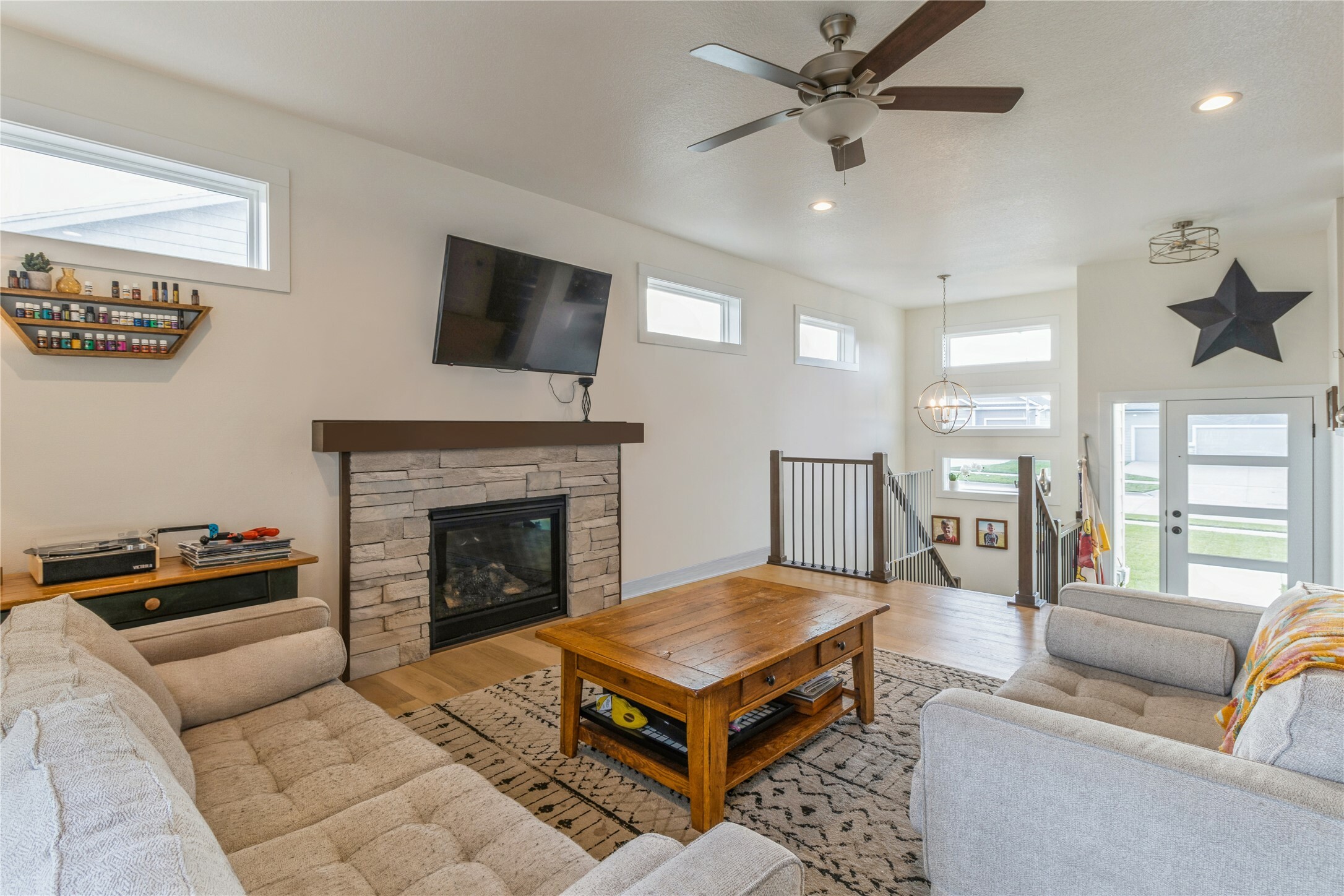 Property Photo:  309 NW Beechwood Drive  IA 50111 