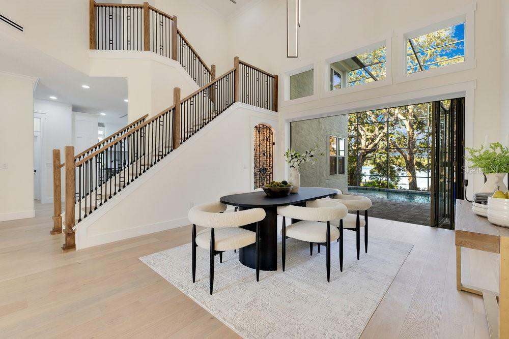 Property Photo: 1003 Oakdale Street FL 34786