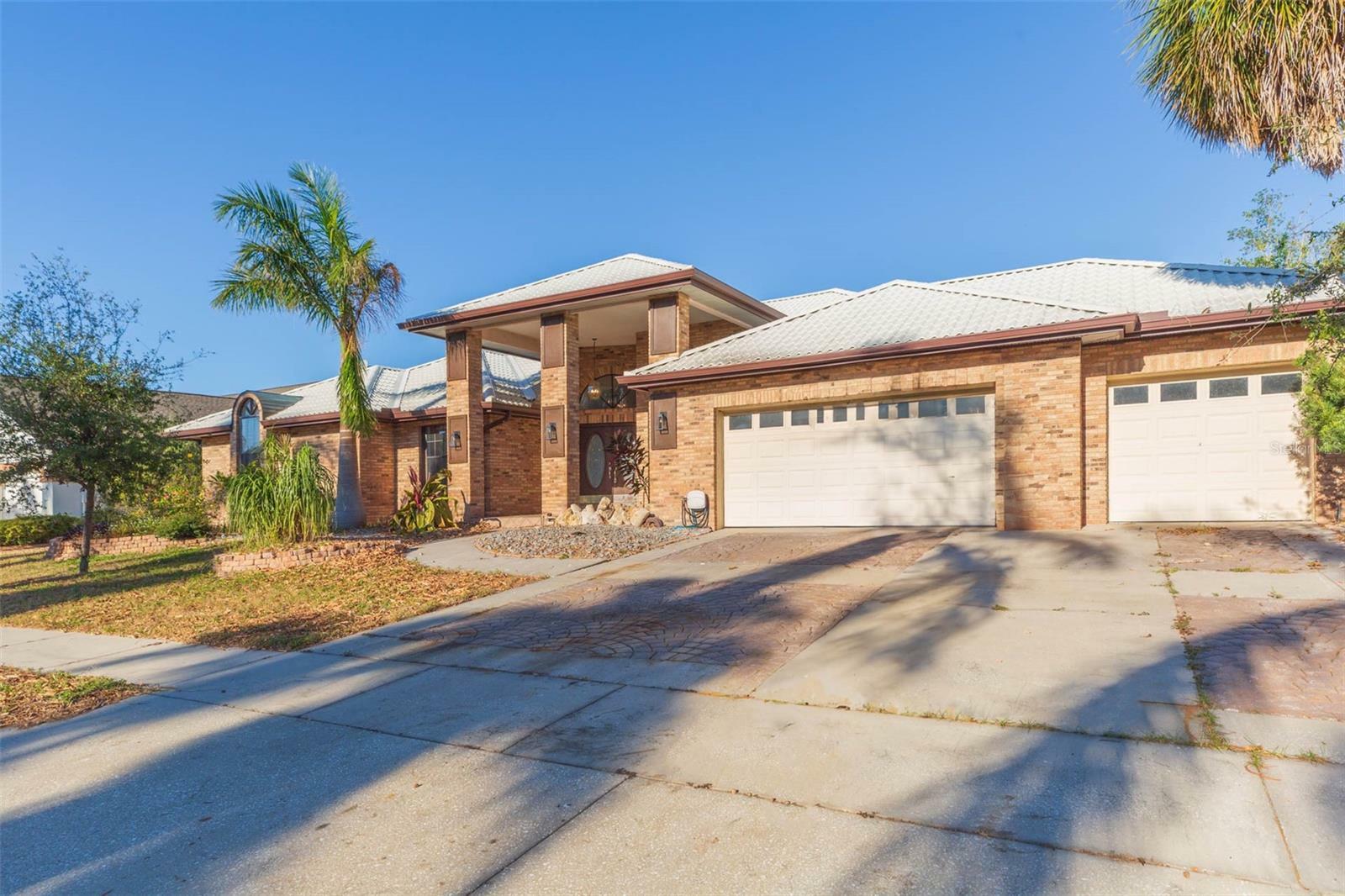 Property Photo:  937 Bunker View Drive  FL 33572 