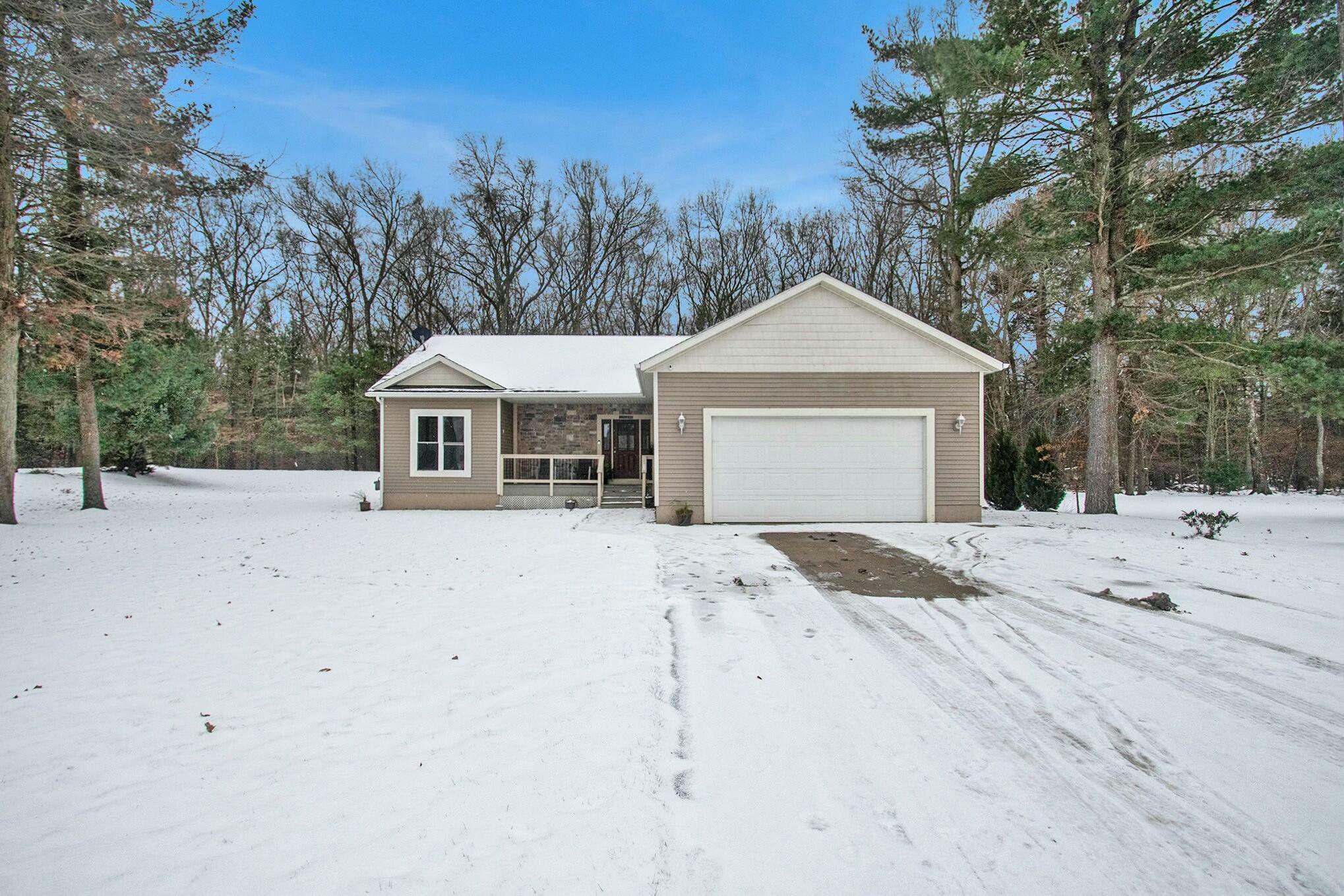 Property Photo:  5229 Jackson Court  MI 49437 