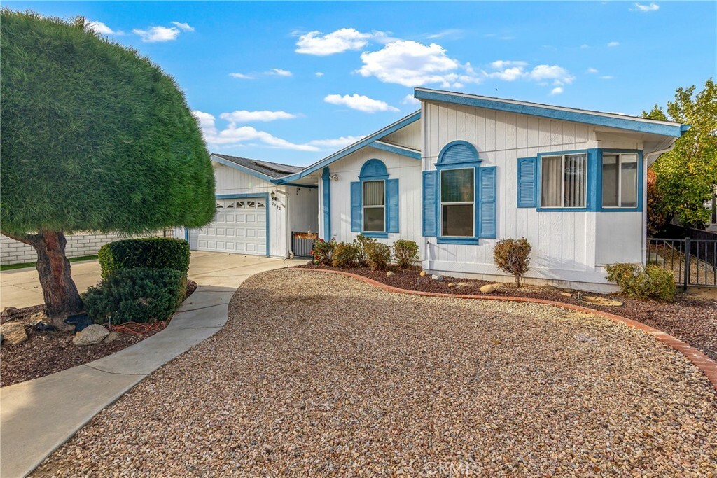 Property Photo:  2940 Peach Tree Street  CA 92545 