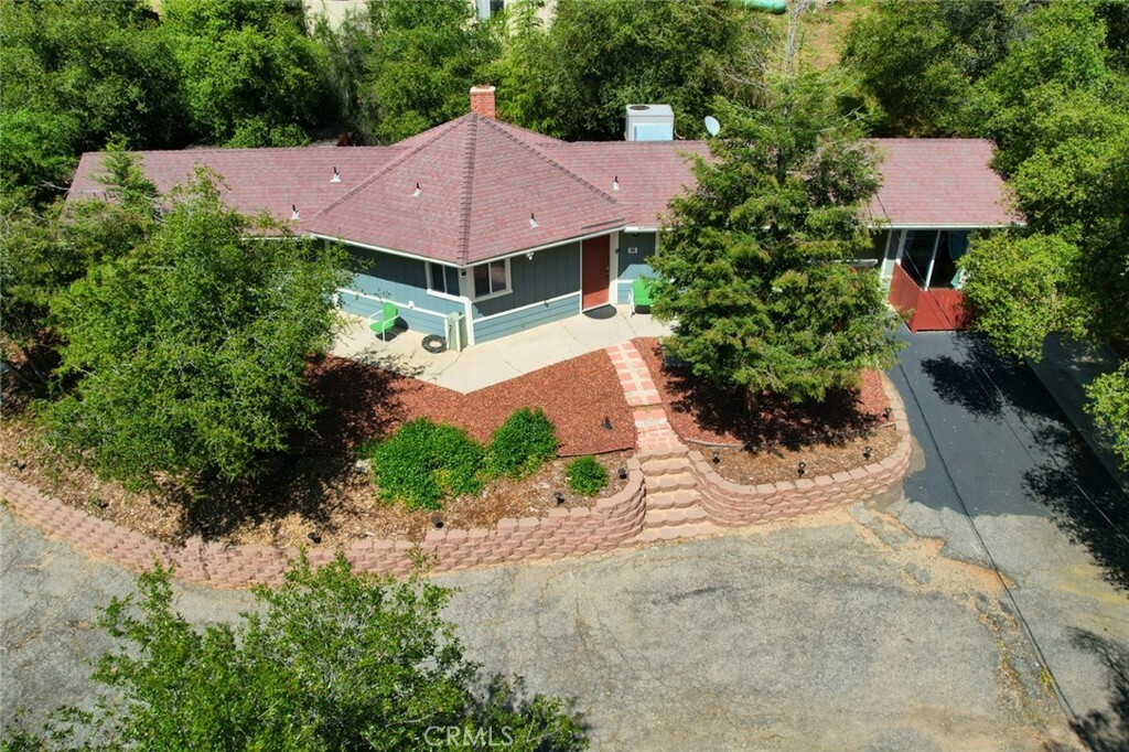 Property Photo:  42369 Buckeye Road  CA 93644 