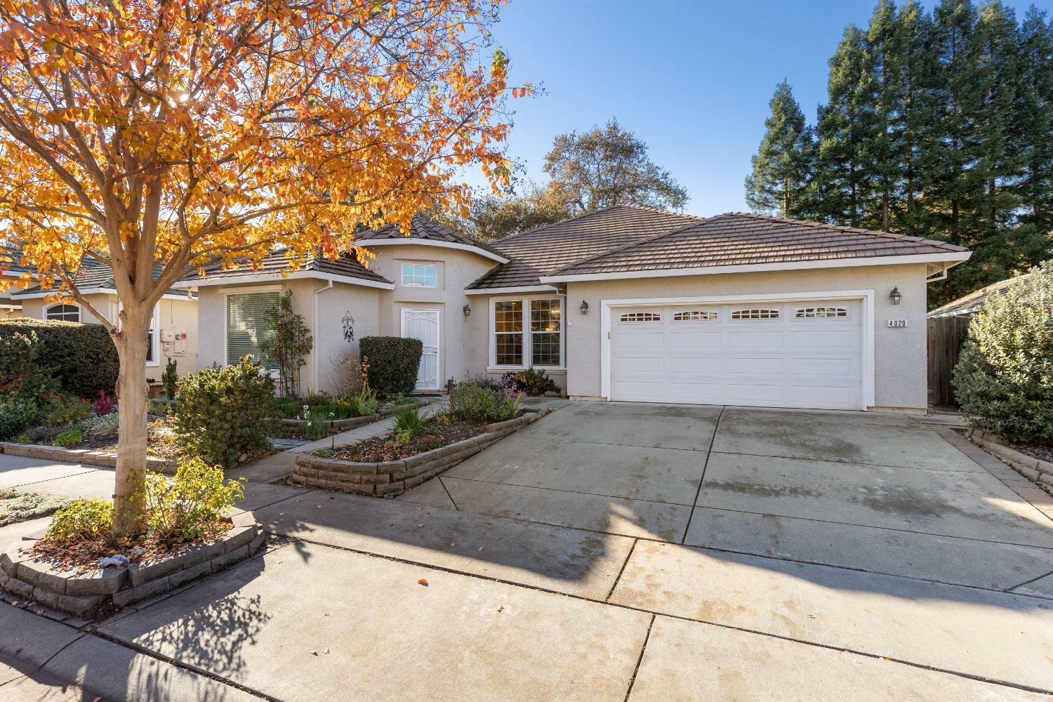 Property Photo:  4020 Hunter Oaks Lane  CA 95650 