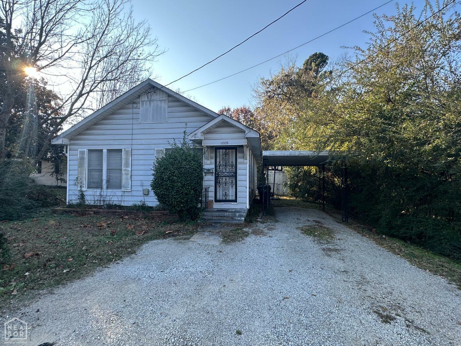 Property Photo:  1009 Kitchen Street  AR 72401 