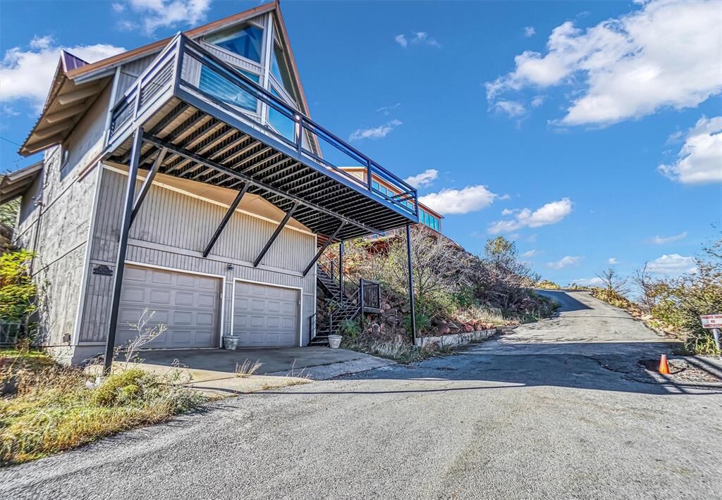 Property Photo: 20746 E County Road 1460 25A Road OK 73655