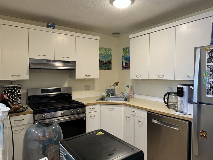 Property Photo:  34 Newhall St 403  MA 01852 