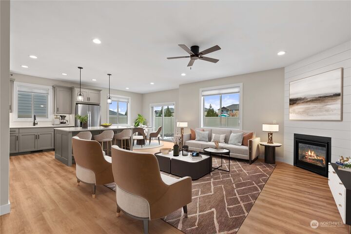 Property Photo: 2528 Plateau Drive WA 98802