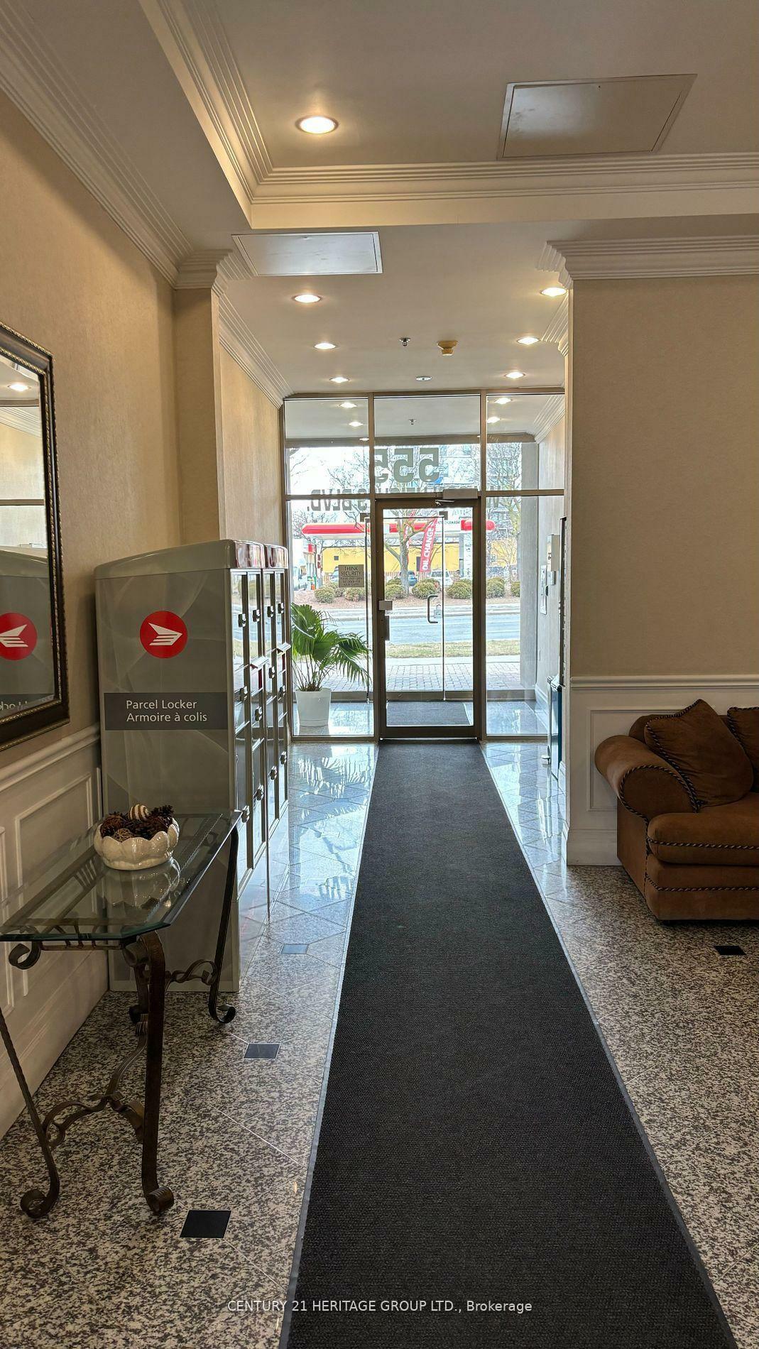 Photo de la propriété: 555 Wilson Heights Boulevard 503 ON M3H 6B5