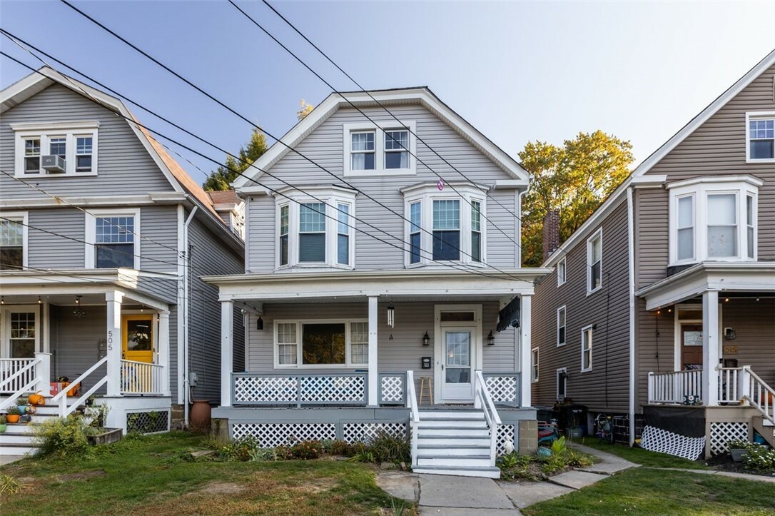 Property Photo:  513 Hill St  PA 15143 