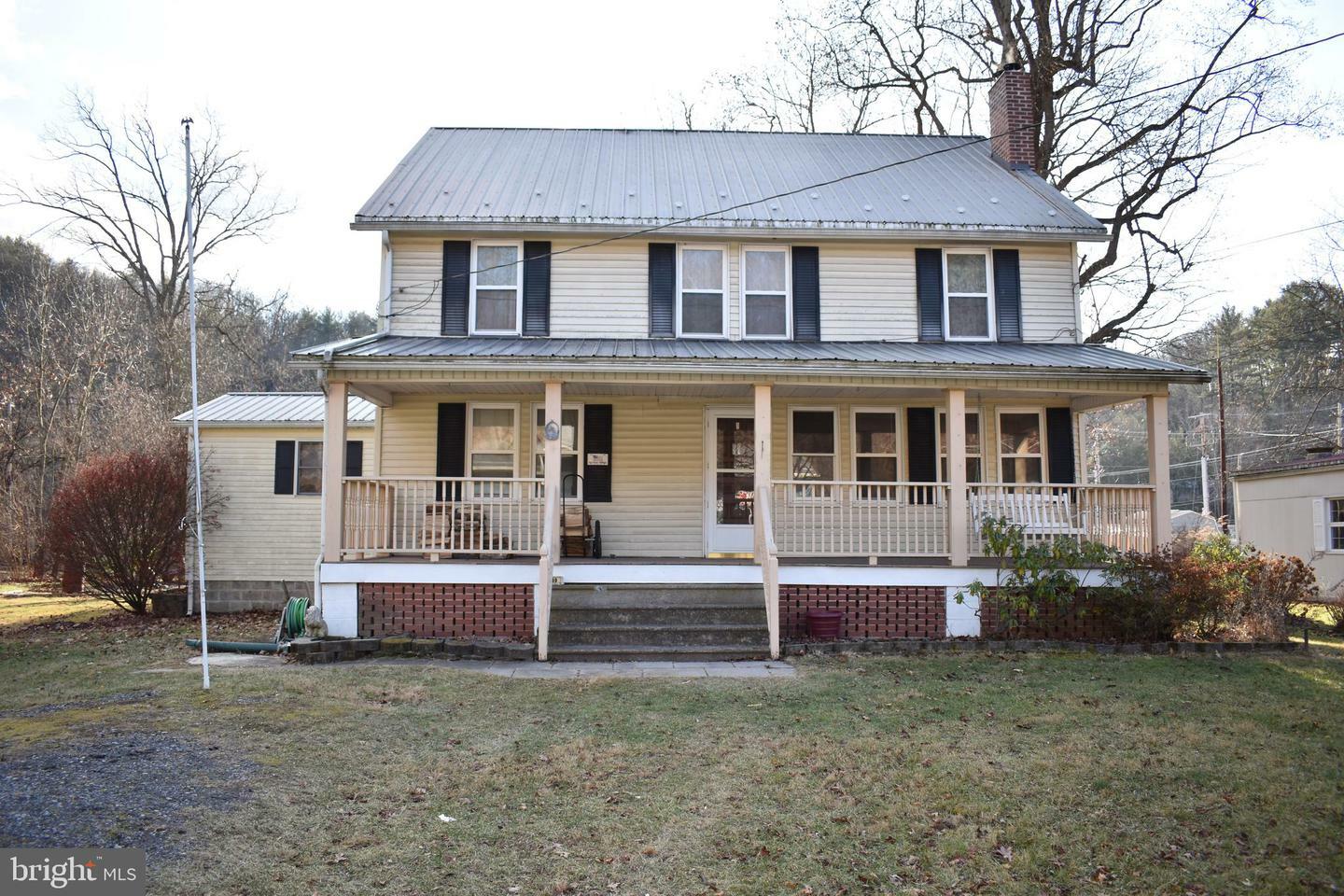 Property Photo:  949 Waterfall  PA 16689 