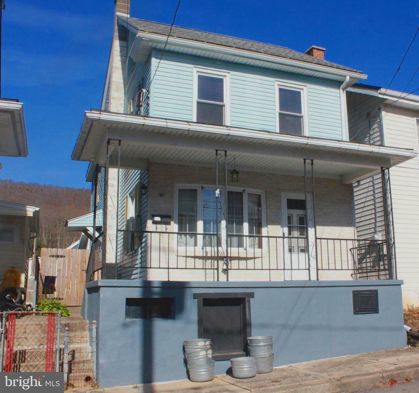 Property Photo:  417 Elizabeth Street  PA 17098 