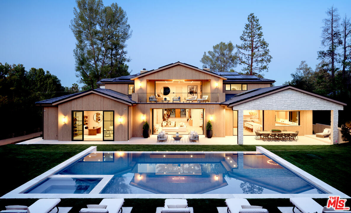 5287 Round Meadow Rd  Hidden Hills CA 91302 photo
