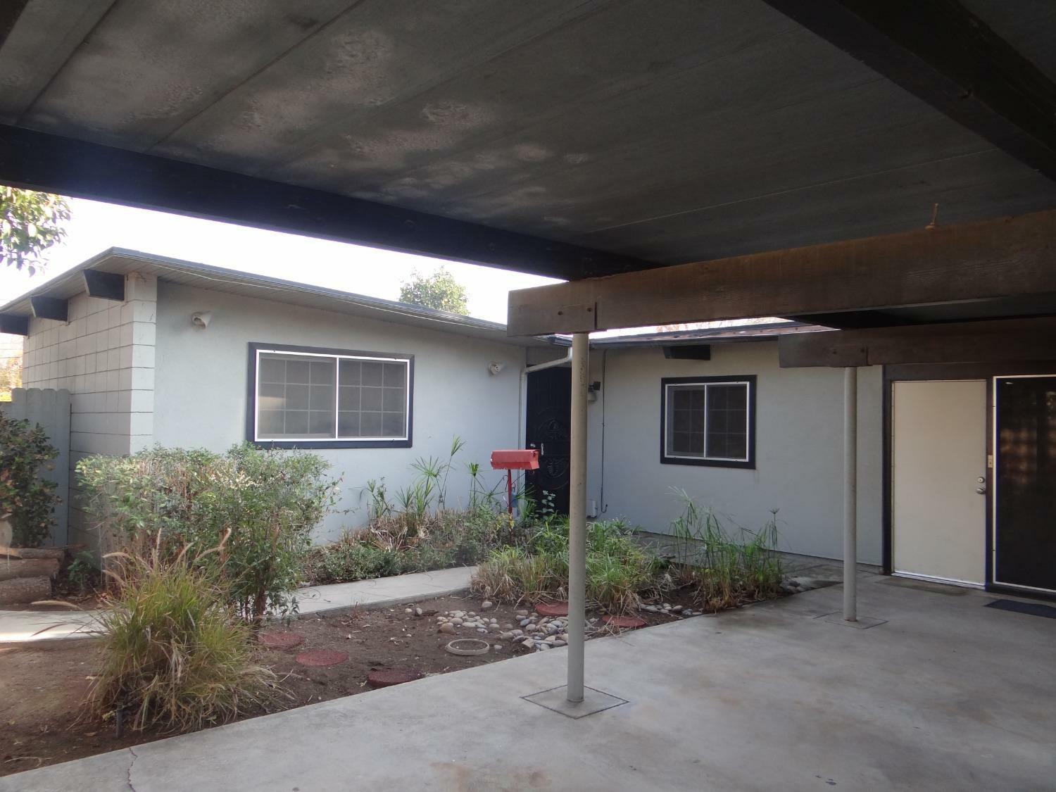 Property Photo:  3862 N Orchard Street  CA 93726 