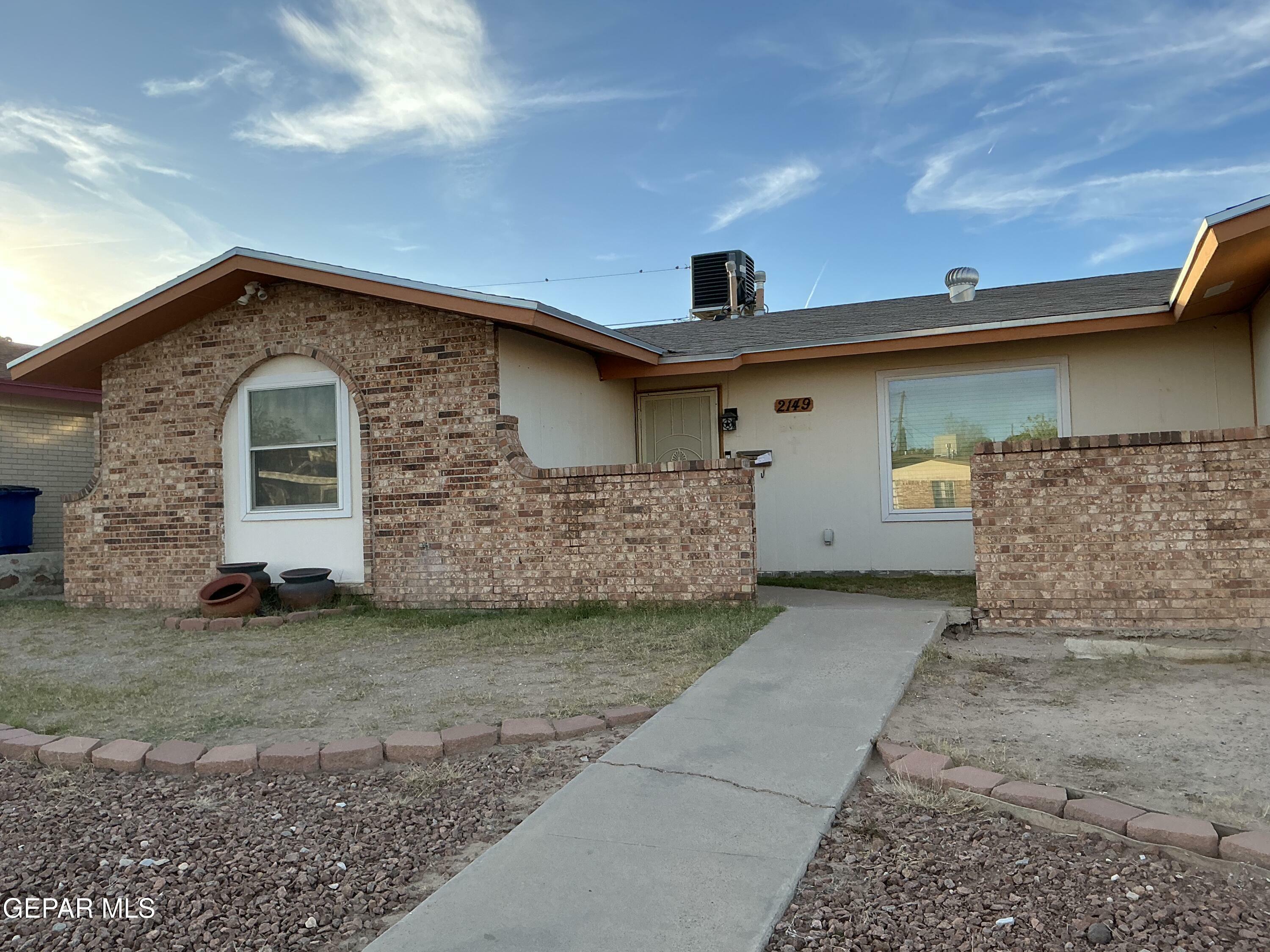 Property Photo:  2149 Octubre Drive  TX 79935 