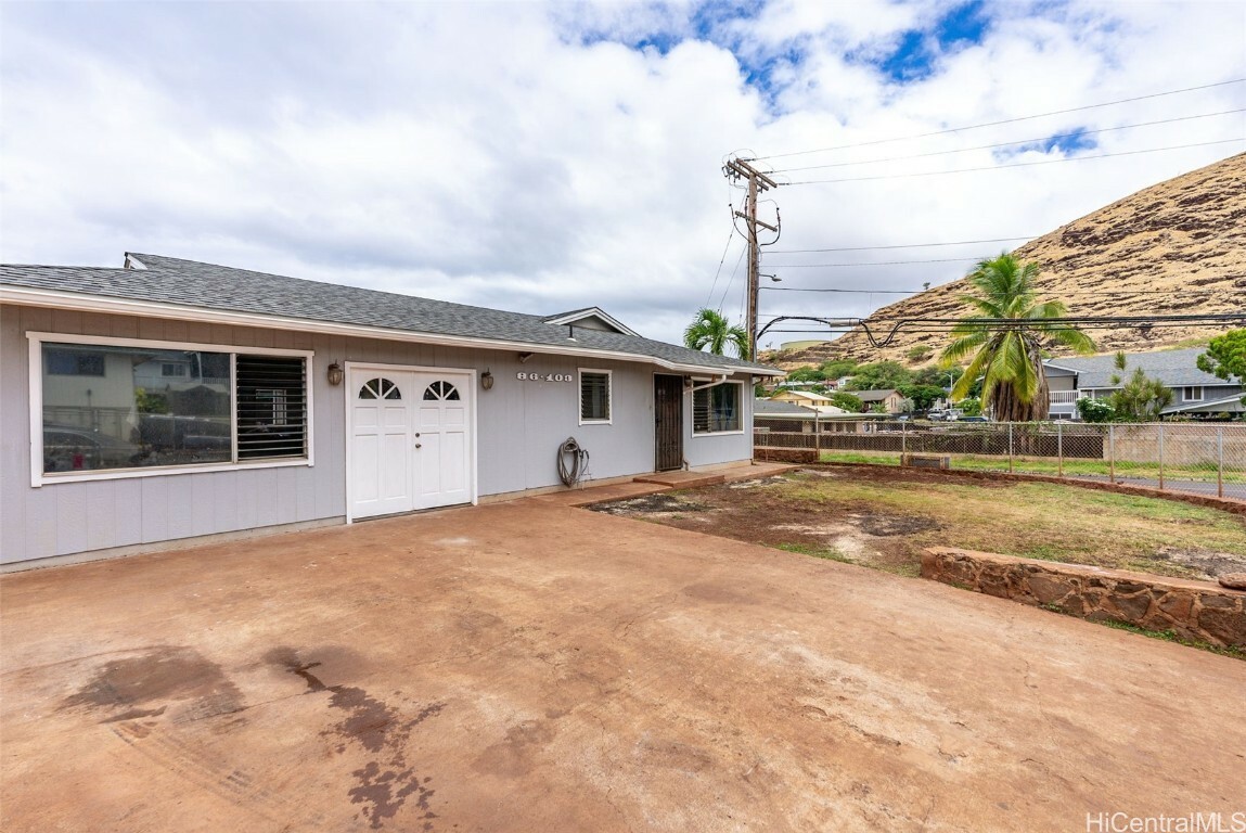 Property Photo:  86-103 Hokuukali Street  HI 96792 